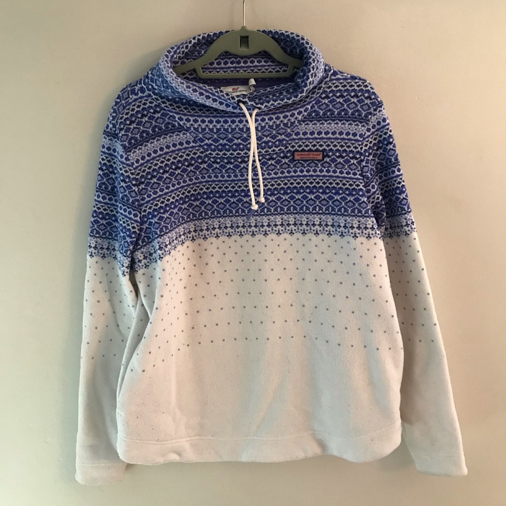 Vineyard Vines funnel neck sweatshirt w/ pockets